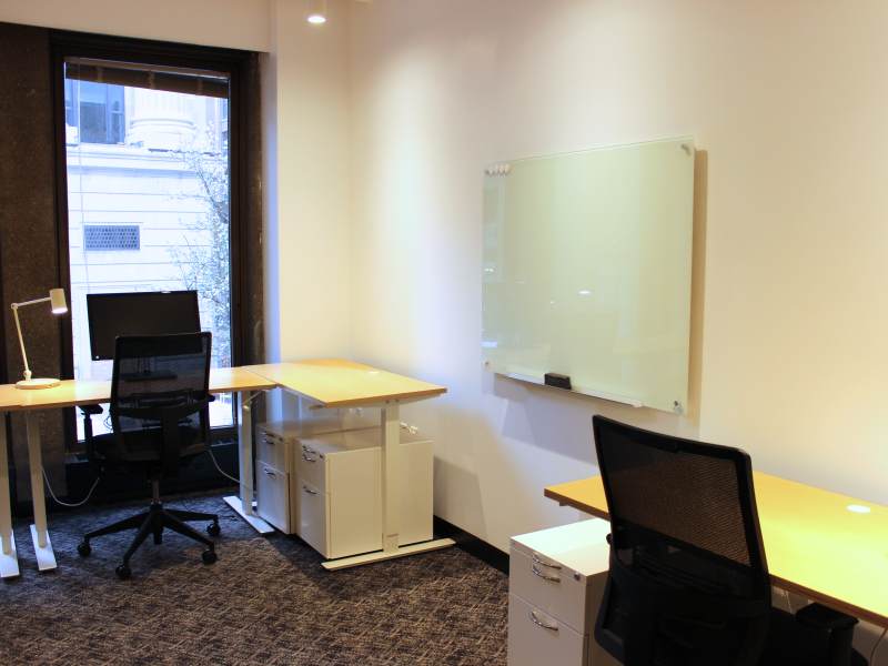 Window Office with 6 Desks